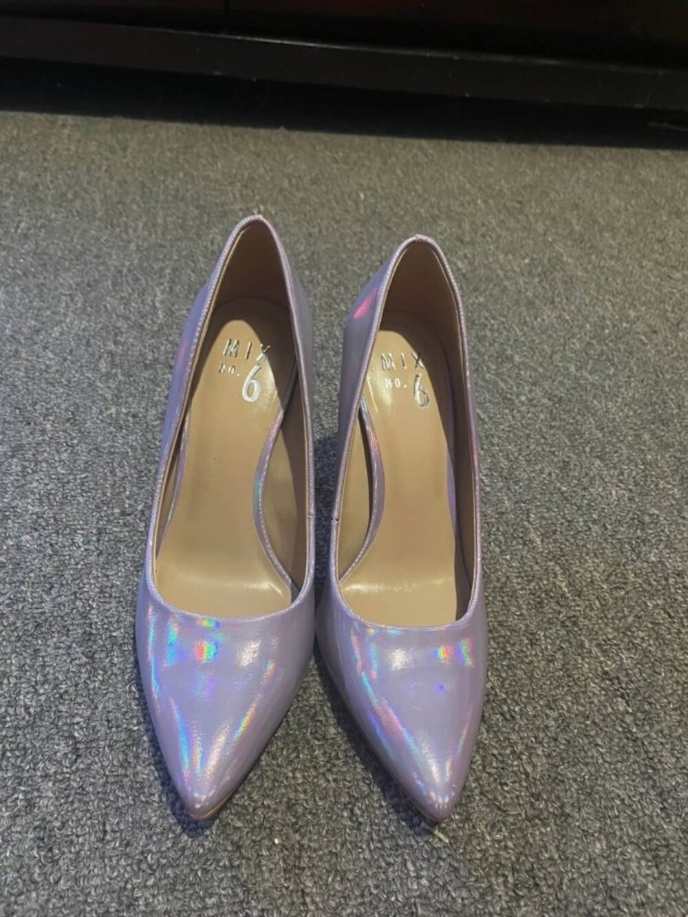 Holographic Heels